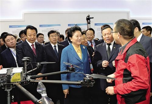 首屆中國(guó)—蒙古國(guó)博覽會(huì)在呼和浩特隆重開(kāi)幕